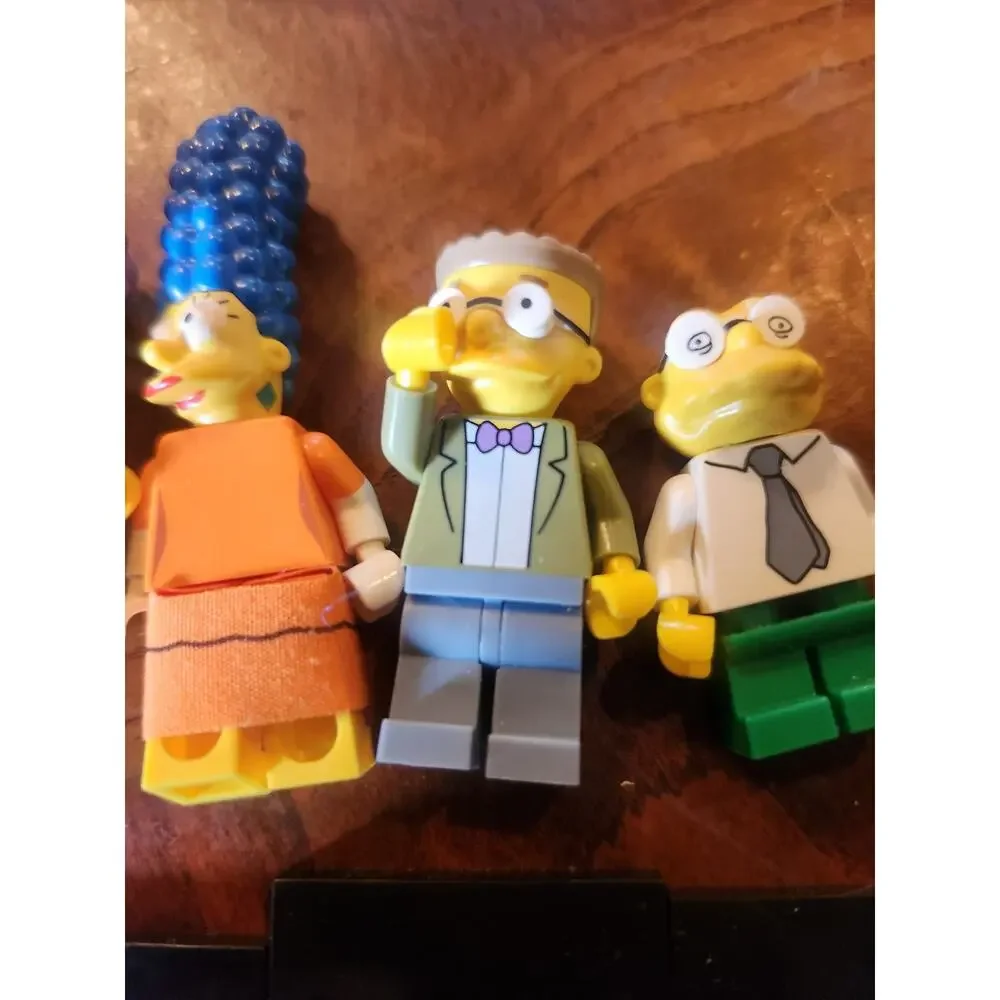 Lot of 6 Simpsons Minifigures Marge Patty Selma Building Toy Mini Figures